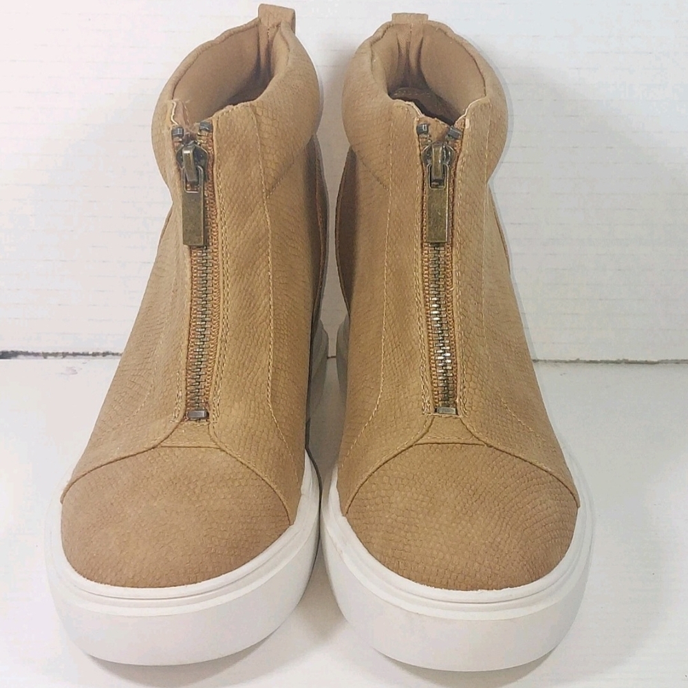 Mix No. 6 Tan Front-Zip Platform Sneakers